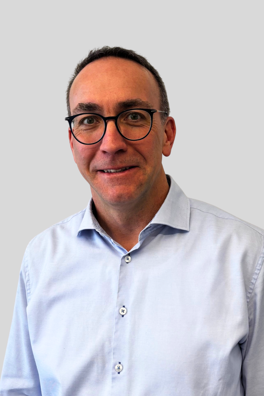 Guido Storch : Technischer Angestellter